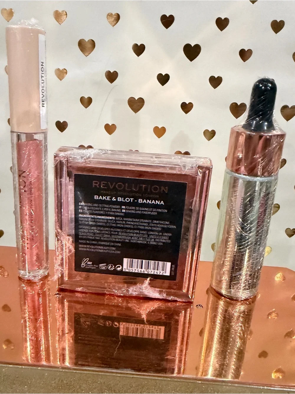 Makeup Revolution 3-Pc Beauty Bundle Lip Gloss Powder Highlighter (NEW)
